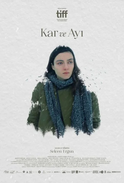 Снег и медведь (2022) онлайн бесплатно